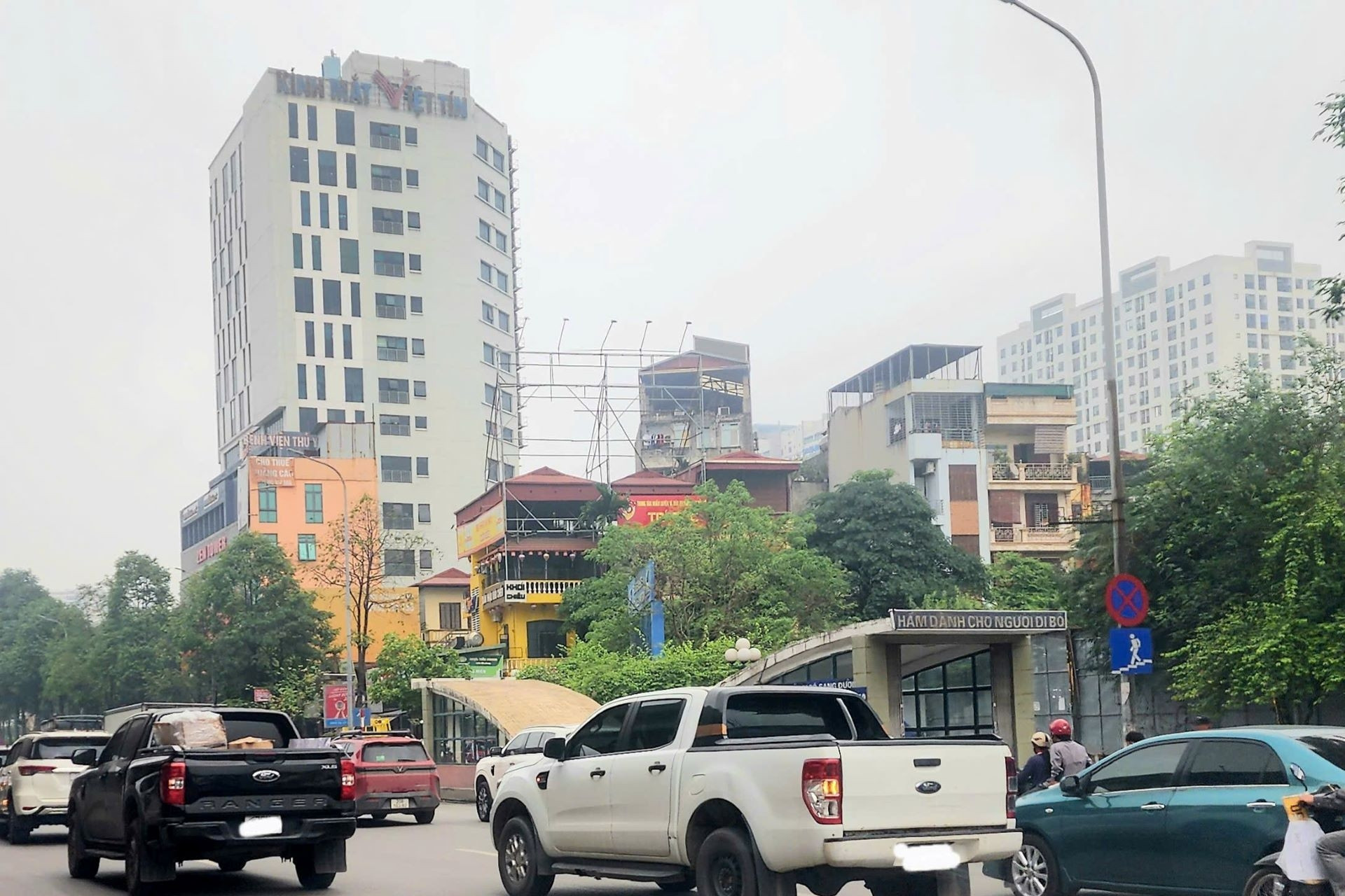 Mong muốn của các hãng xe sau quyết định cho xe bán tải lưu thông 24/7 của Hà Nội