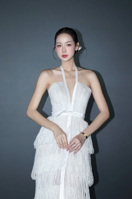 https://static-images.vnncdn.net/vps_images_publish/000001/000003/2026/5/1/bao-ngoc-001-419.jpg