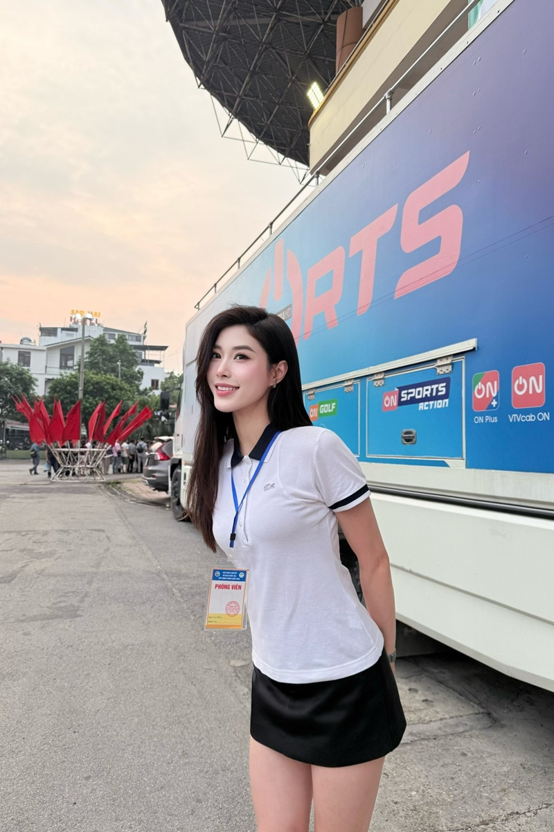 https://static-images.vnncdn.net/vps_images_publish/000001/000003/2026/5/1/dang-thu-huyen-020-1506.jpg