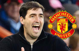 F365 One Badge Andoni Iraola Manchester United 1320x742.jpg