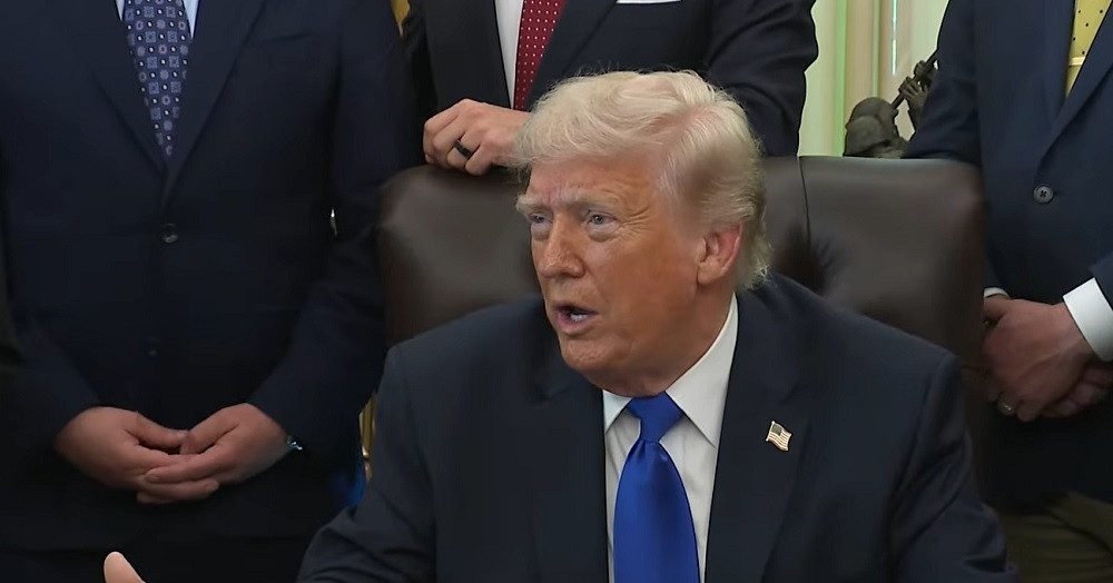 Ông Trump không hài lòng việc Quốc hội Mỹ bỏ phiếu ngăn xung đột ở Iran