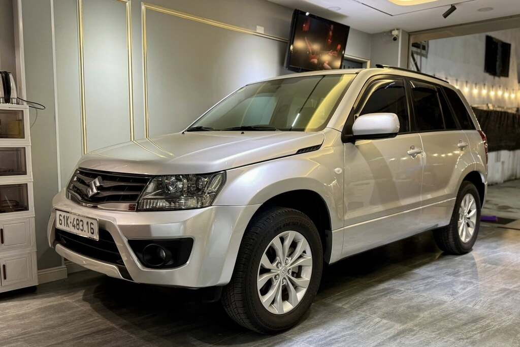 Suzuki Grand Vitara 2014 một thời giá gần 1 tỷ, nay bán 350 triệu có đáng mua?