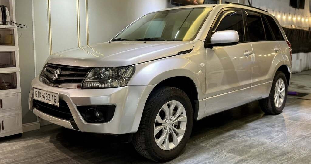 Suzuki Grand Vitara 2014 một thời giá gần 1 tỷ, nay bán 350 triệu có đáng mua?