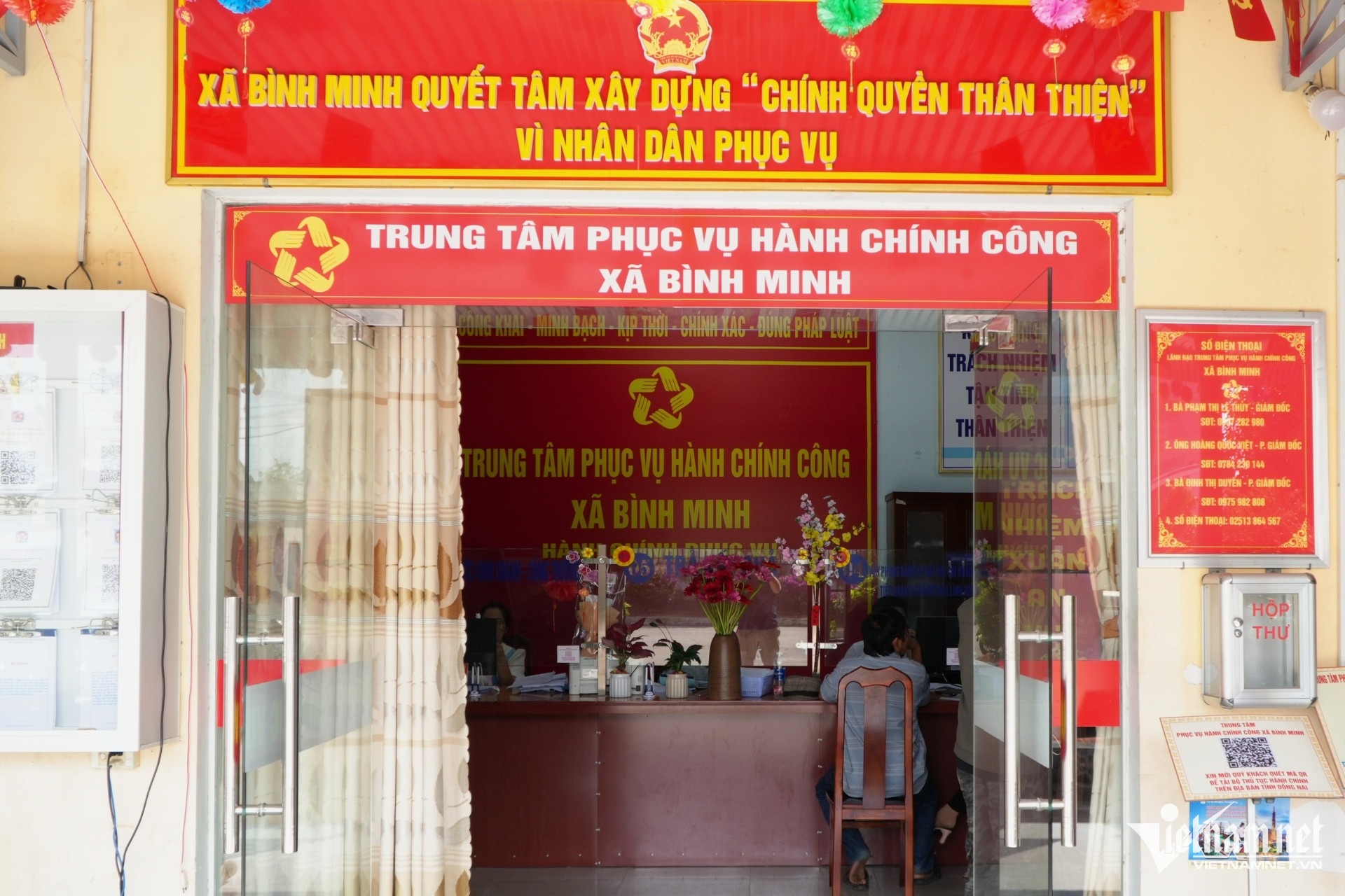 W-ngay thu 6 khong hen 1.jpg