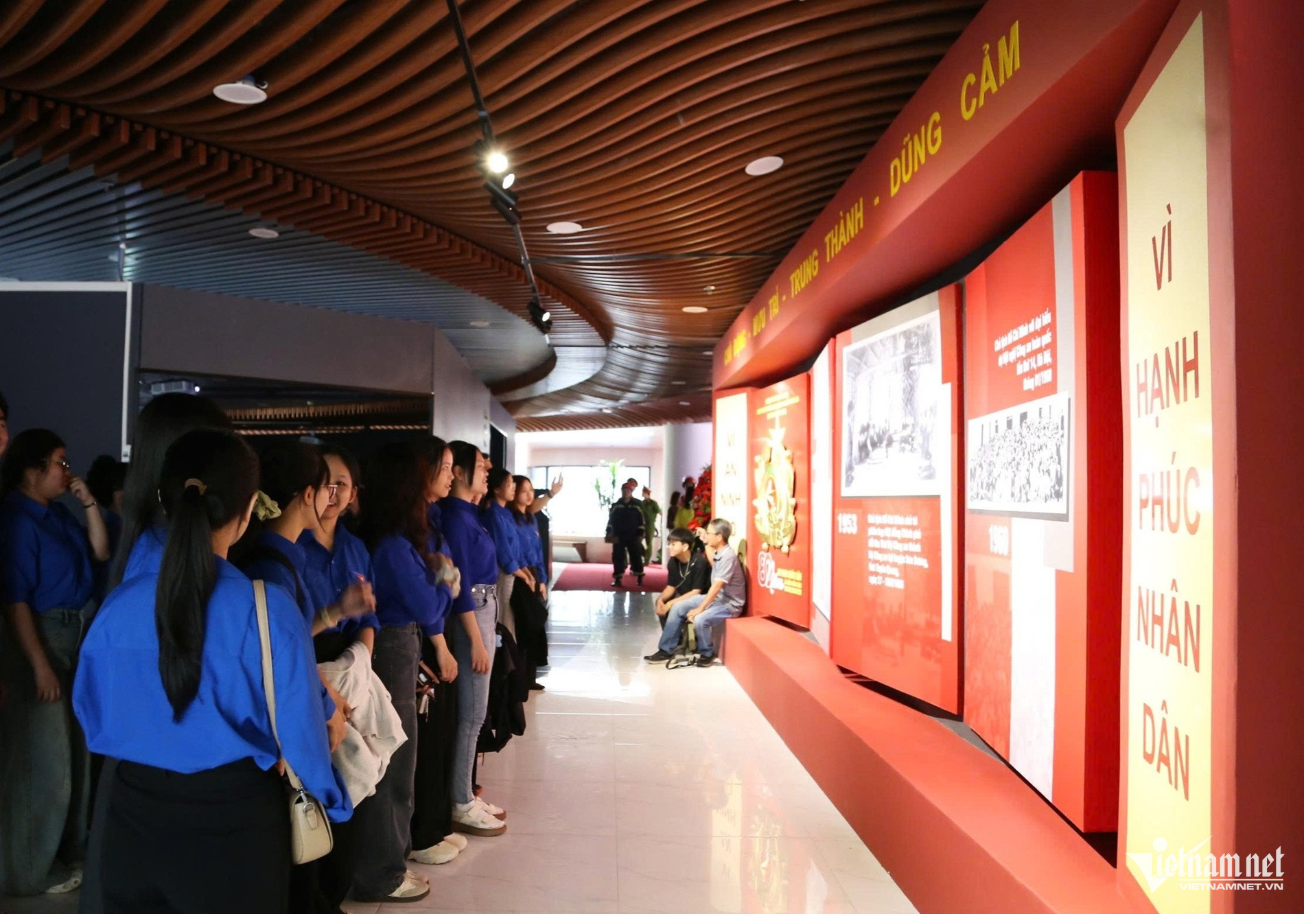 W-trien lam5.jpg