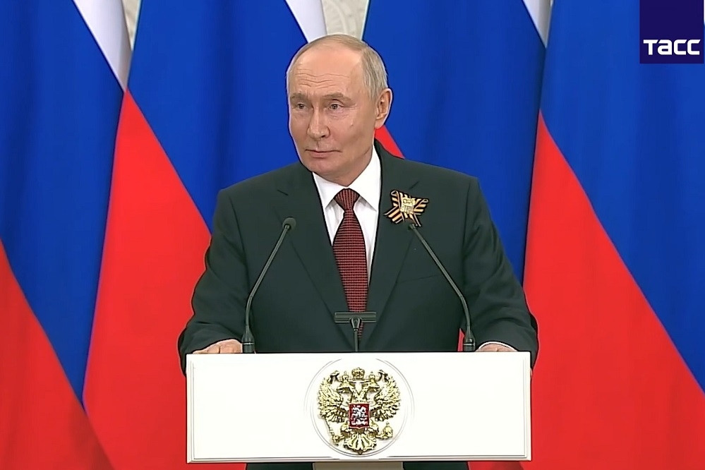 Ông Putin đề xuất chuyển uranium làm giàu của Iran sang Nga