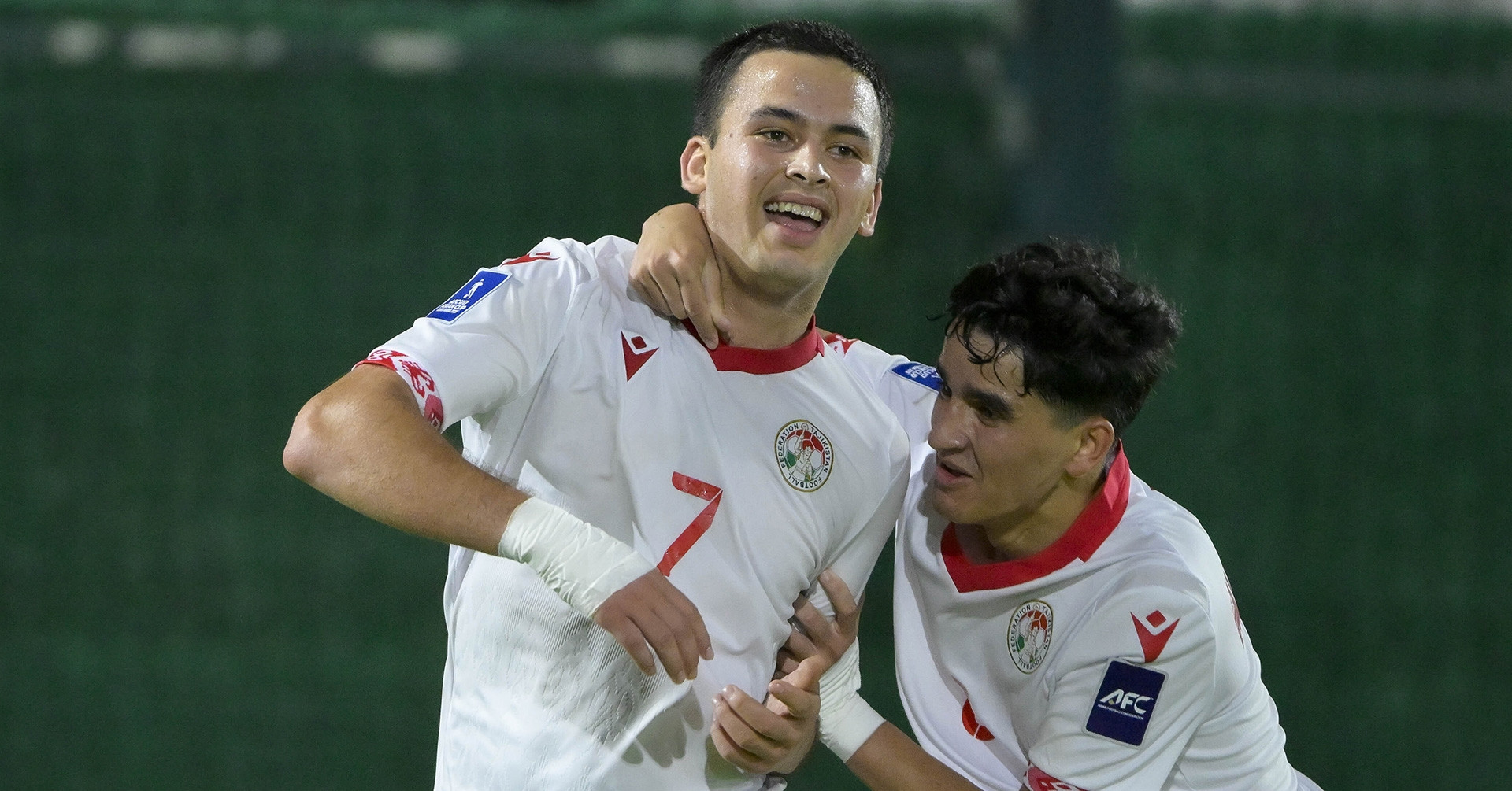U17 Myanmar thua tối thiểu Tajikistan, theo Thái Lan ra về