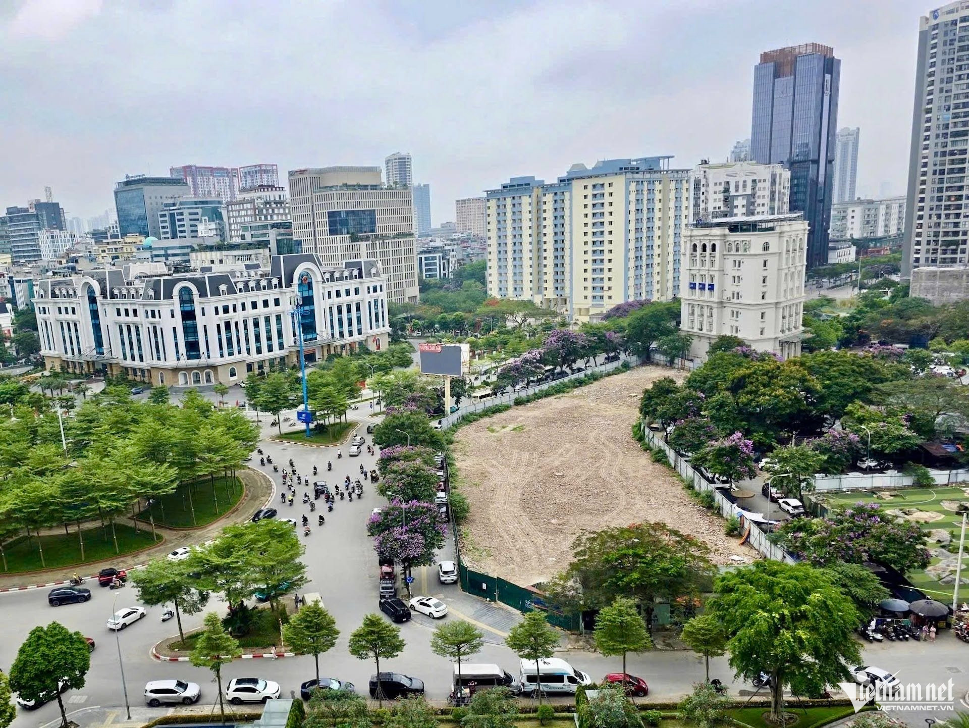W-du an treo vietcombank vietnamnet 1.jpg