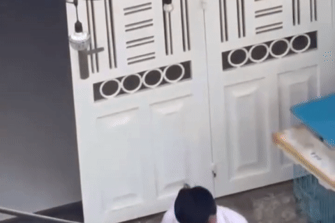 Xác minh clip người đàn ông đánh nam shipper vì chuyện 'cạo lông chó'