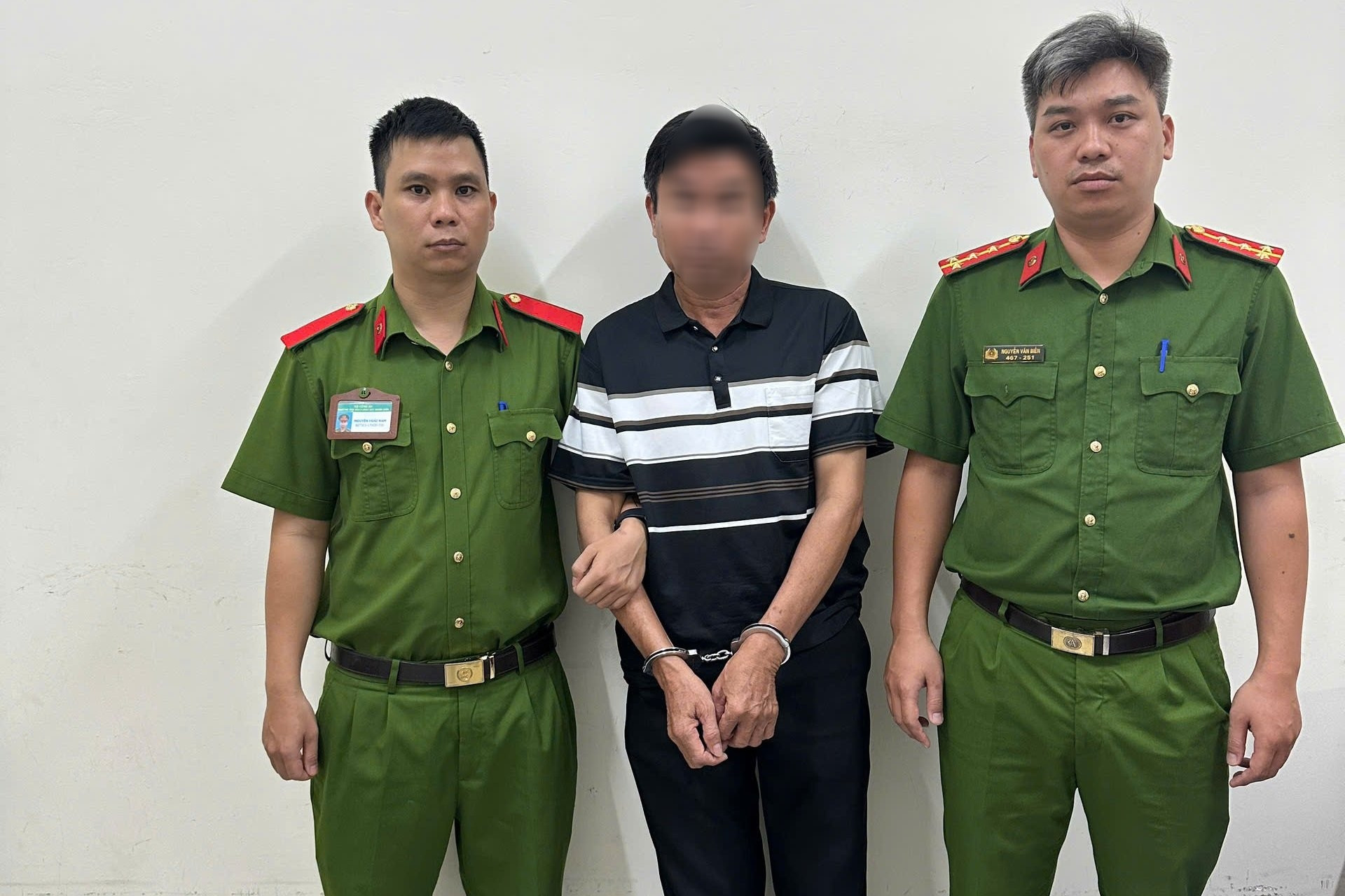 Danh tính người đàn ông đánh nam shipper chảy máu mũi ở TPHCM