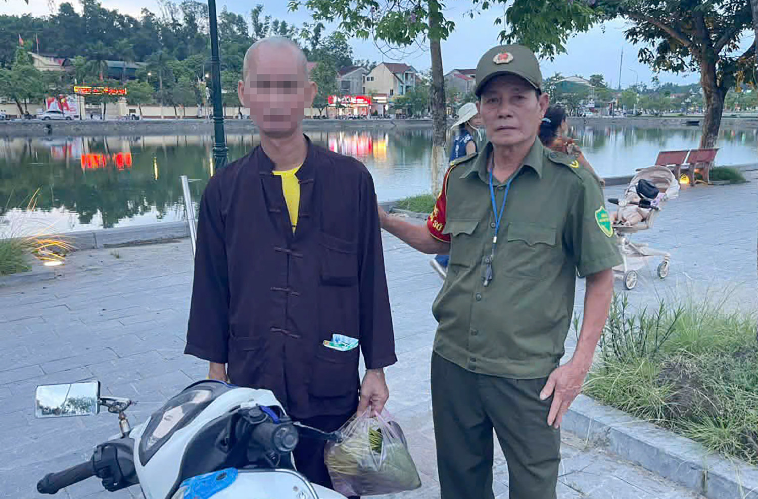 đốt linh vật ngưa.jpg