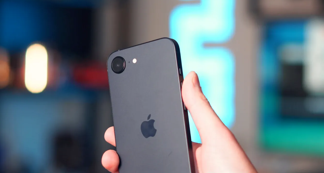 Sắp có iPhone Neo giá rẻ chưa từng thấy, Apple quyết tâm "chơi tất tay"?