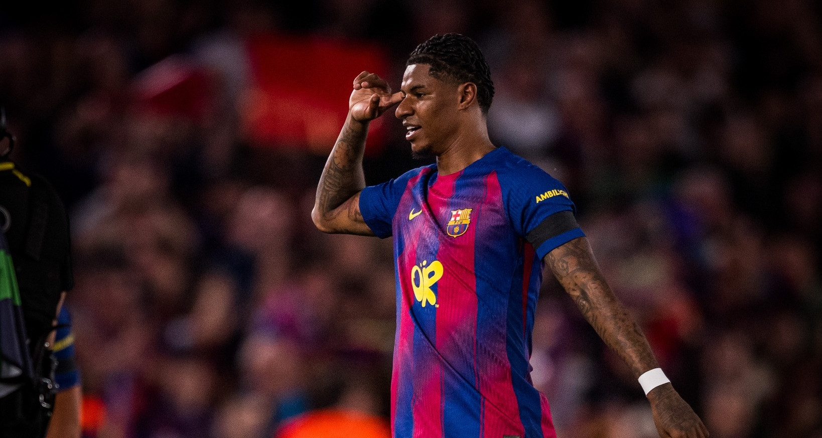 Rashford ghi tuyệt phẩm hạ Real Madrid, Barca vô địch La Liga