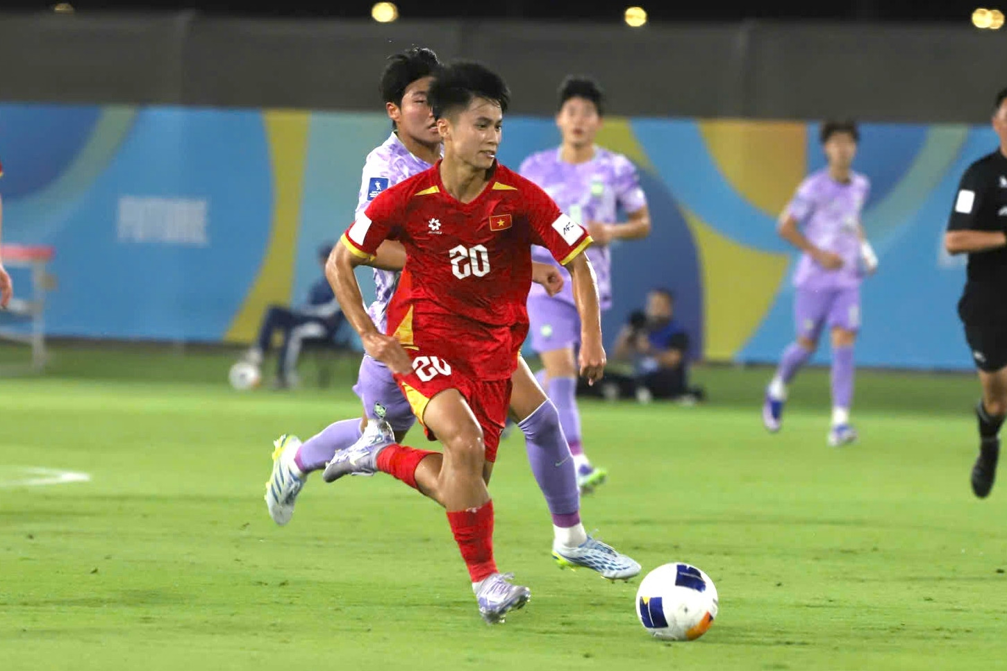 U17 Việt Nam thua tiếc nuối U17 Hàn Quốc: Giá như đừng toan tính