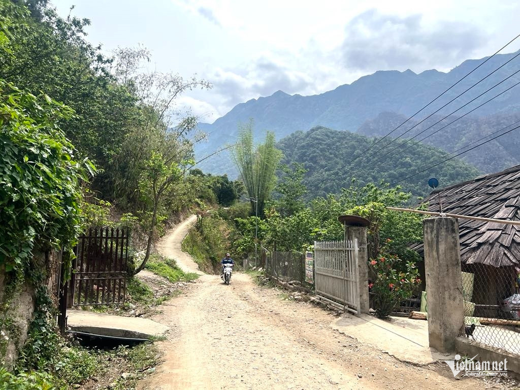 W-Cao Bang.jpg