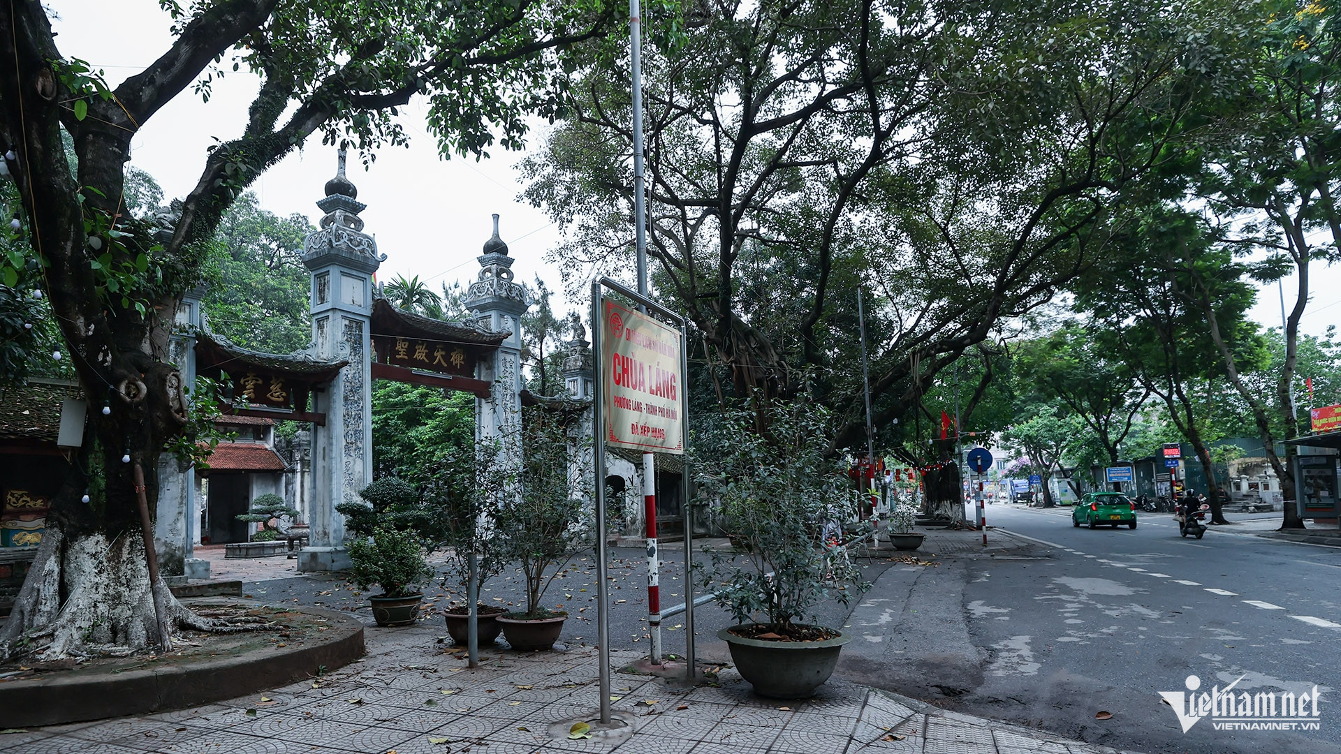 W-Chùa Láng 4.jpg