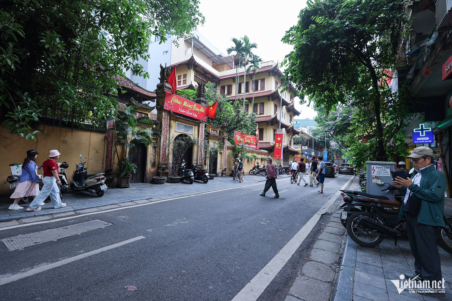 W-Lý Quốc Sư 2.jpg