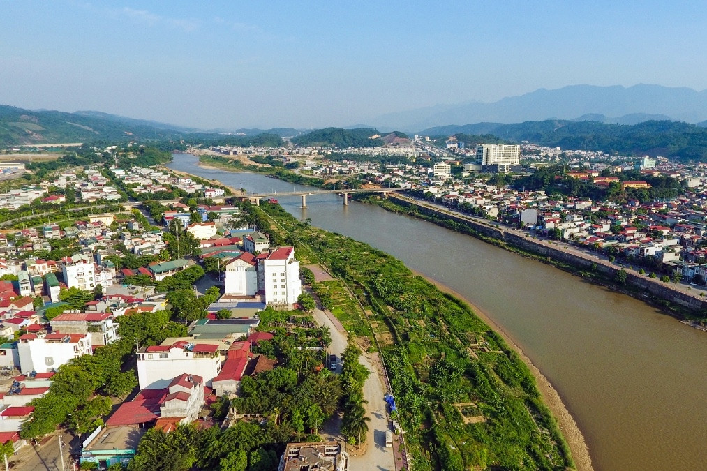 Chồng mất vì ung thư, con dâu bị bố mẹ chồng đuổi khỏi căn nhà tự tay xây dựng