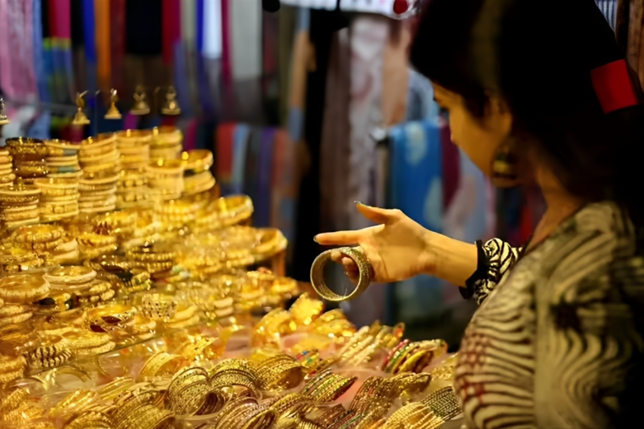 Quốc gia này kêu gọi dân ‘hạn chế mua vàng’, thị trường phản ứng ngay lập tức