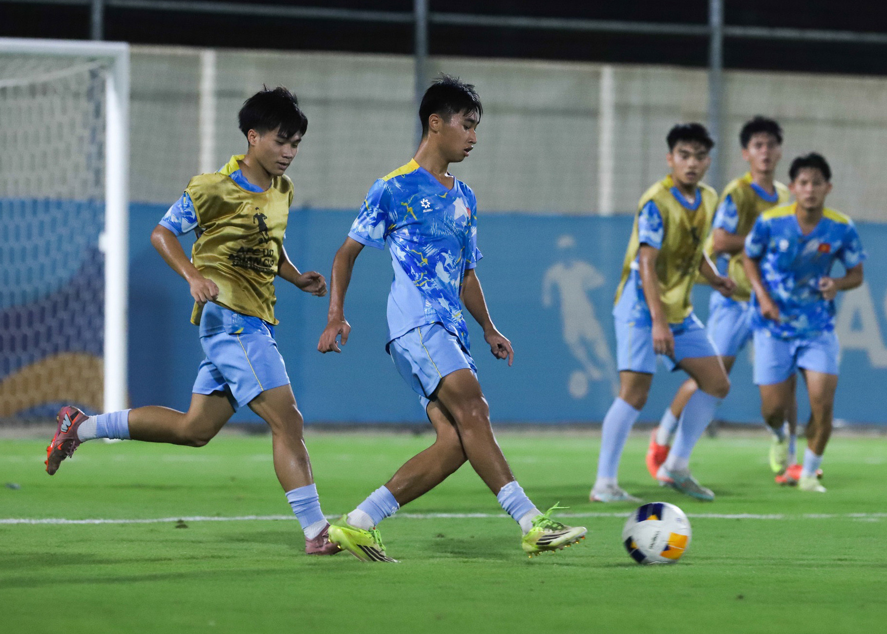 u17 viet nam 6.jpg