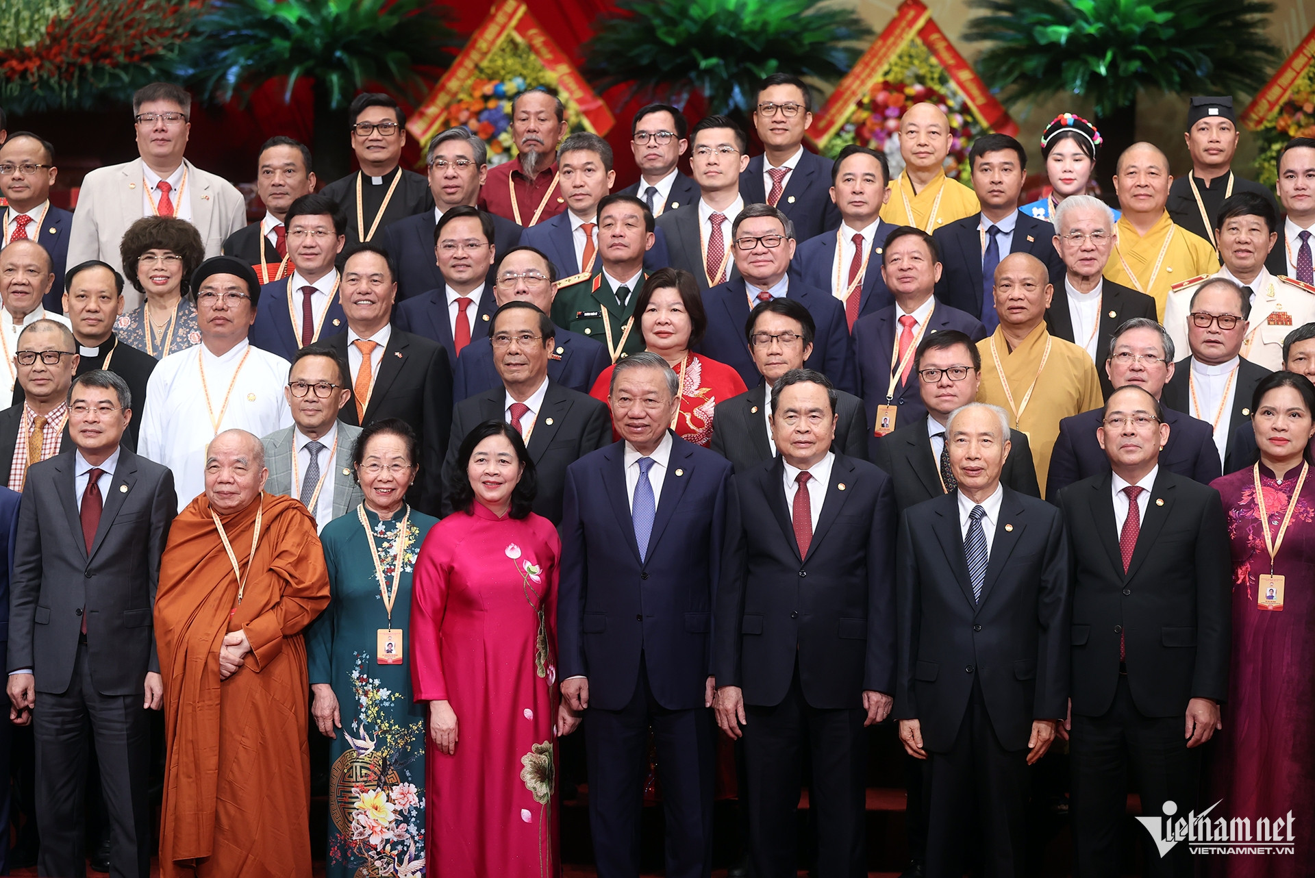 W-Chup anh chung_0999.jpg