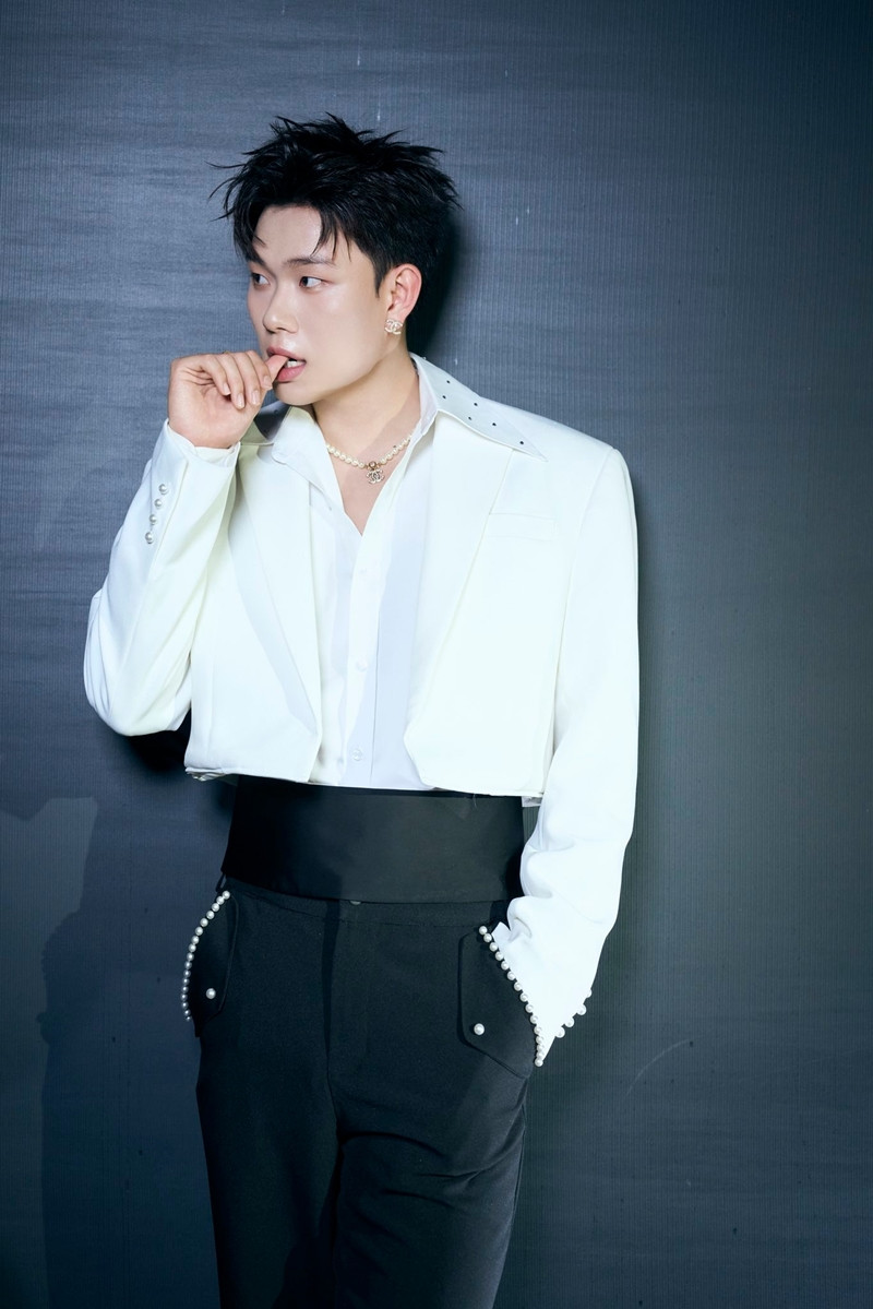 DUONG DOMIC 2.jpg