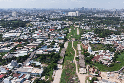 Người dân kỳ vọng 2,7km vành đai 2 TPHCM sớm về đích sau nhiều năm 
