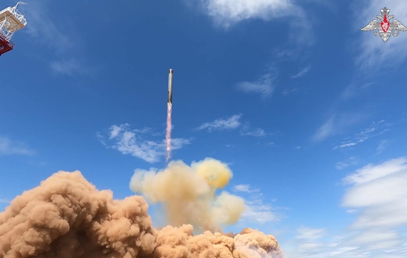 Tên lửa ICBM RS 28 Sarmat Nga.jpg