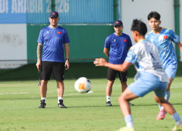 u17 viet nam 4.jpg