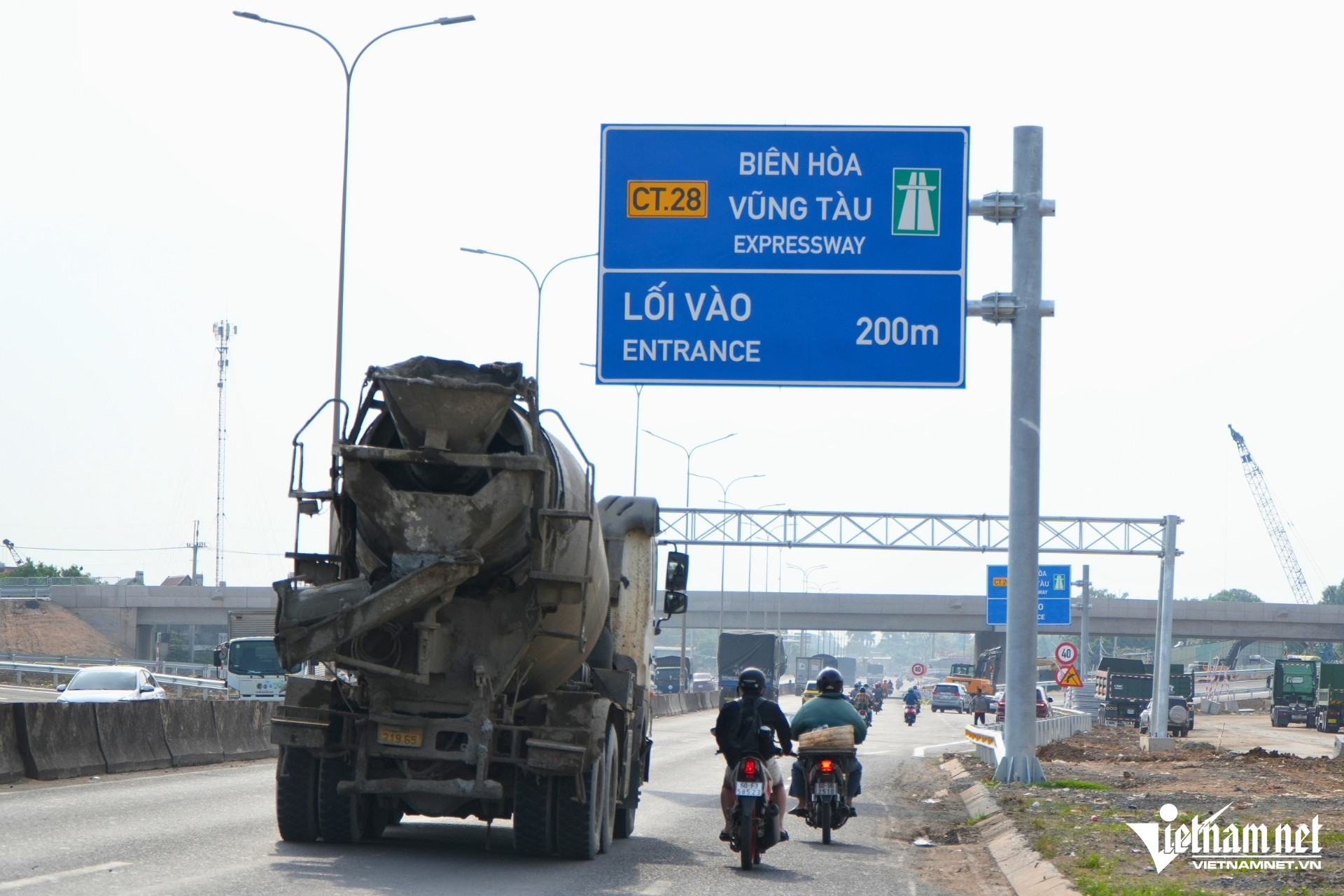 W-cao toc bien hoa vung tau 12.jpg