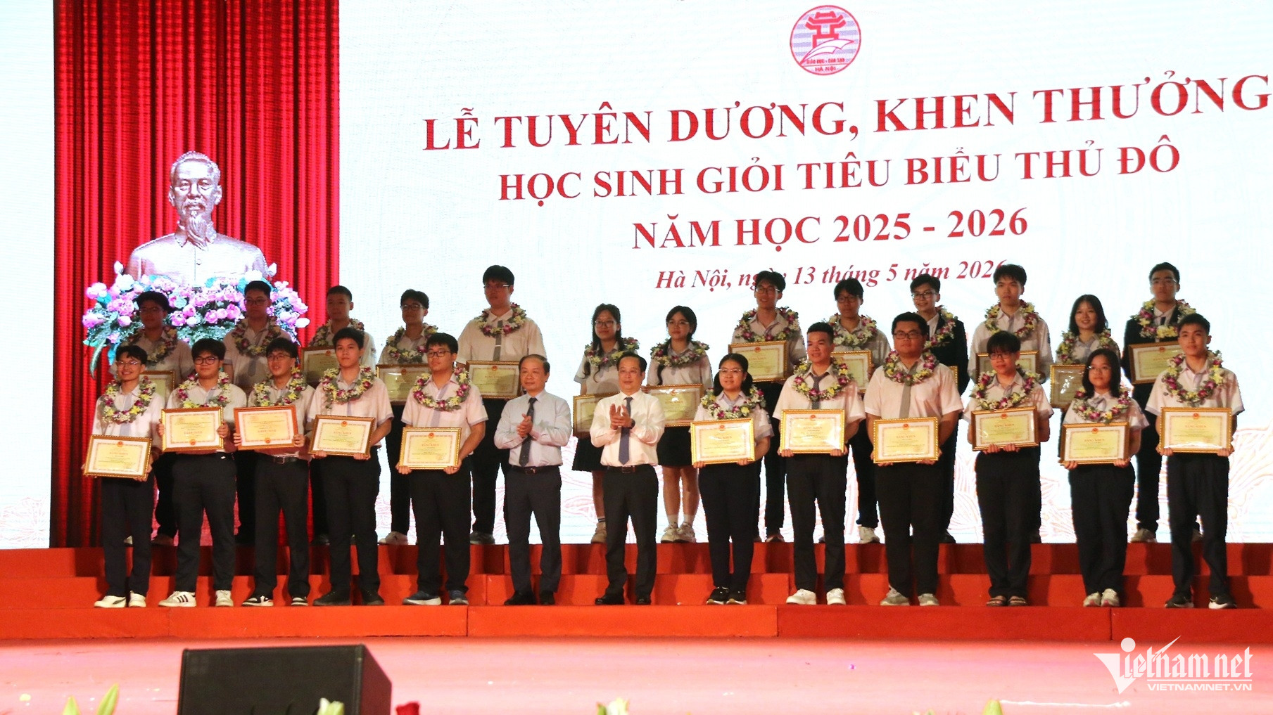 W-tuyên dương 3.JPG.jpg