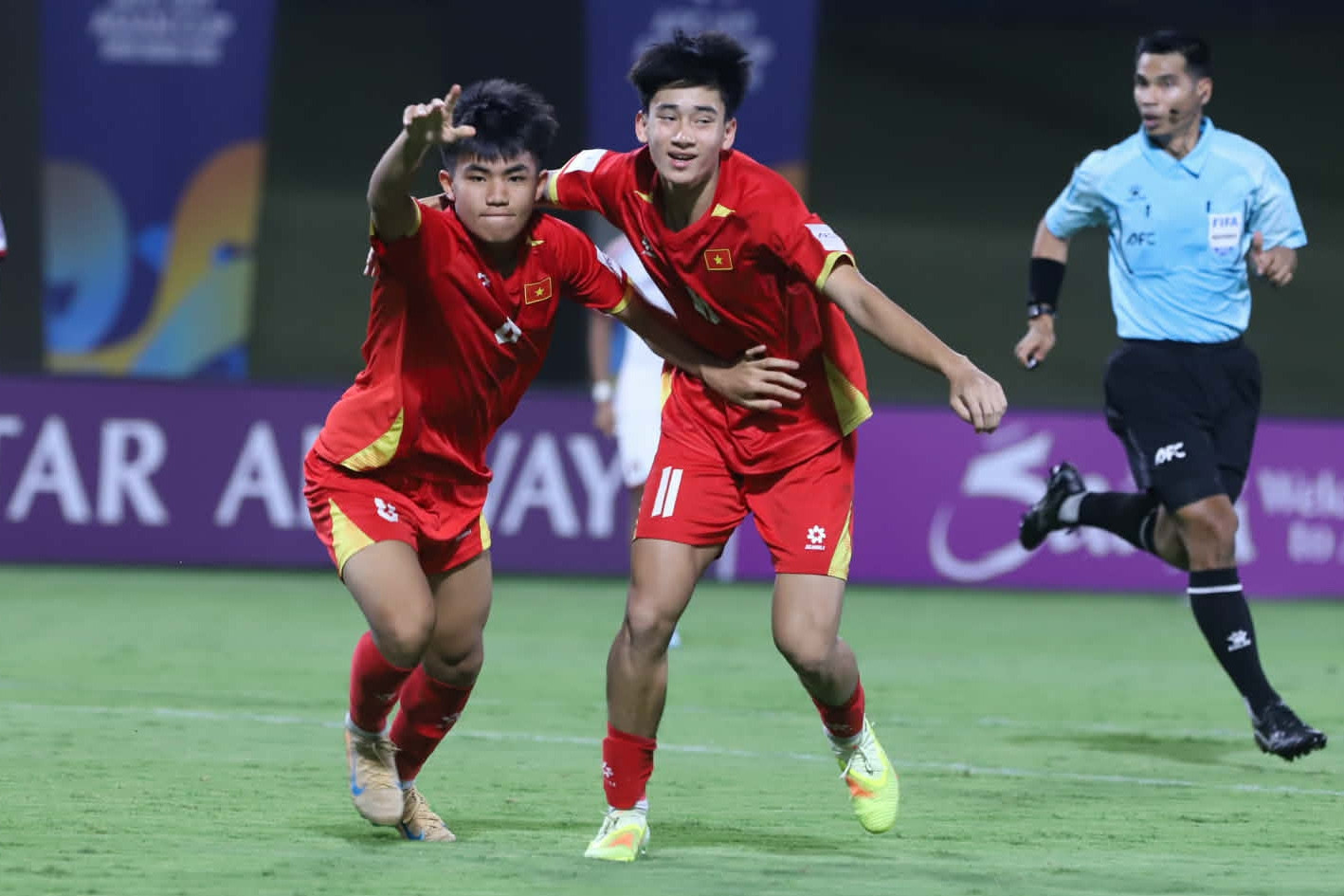 Kết quả U17 châu Á 2026 hôm nay 13/5: Siêu kịch tính trận U17 Việt Nam