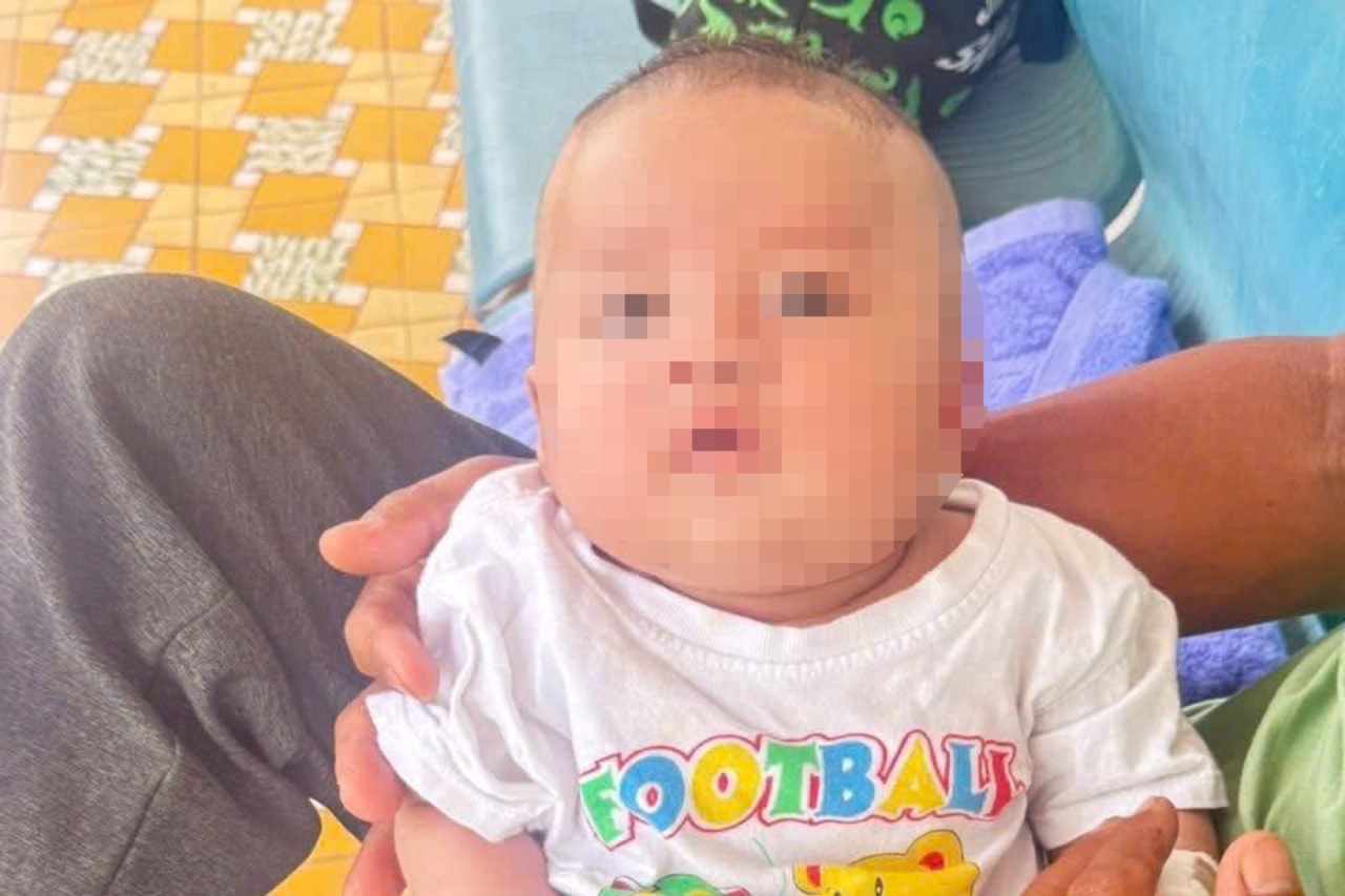 Bé trai 3 tháng tuổi bị bỏ rơi gần cầu Nàng Cô ở Đồng Nai