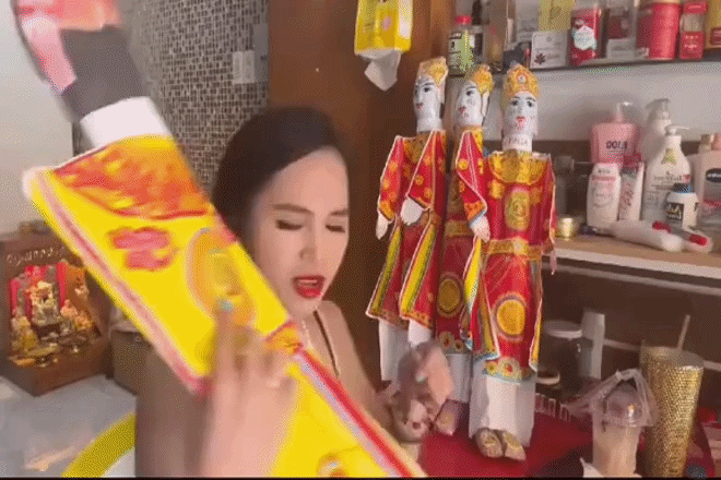 Diễn biến mới vụ diễn viên Bích Trâm chửi bới, hành động phản cảm