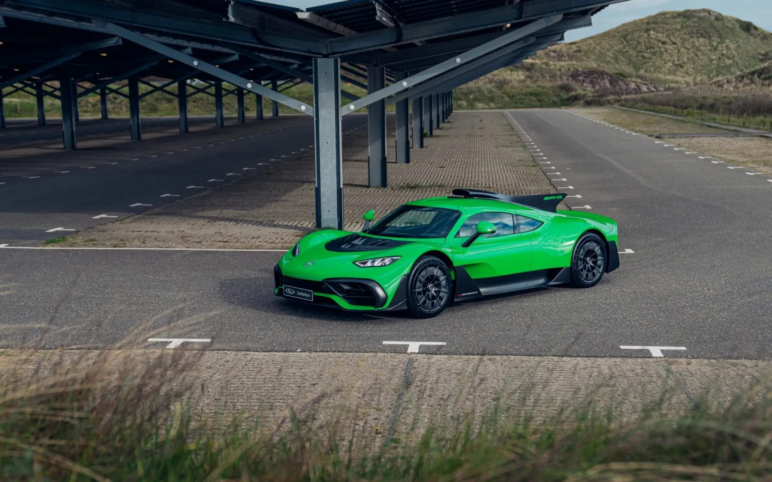 Siêu xe F1 Mercedes-AMG One chạy 185km nhận hóa đơn bảo dưỡng hơn 1,16 tỷ đồng Mercedes AMG One 2.webp