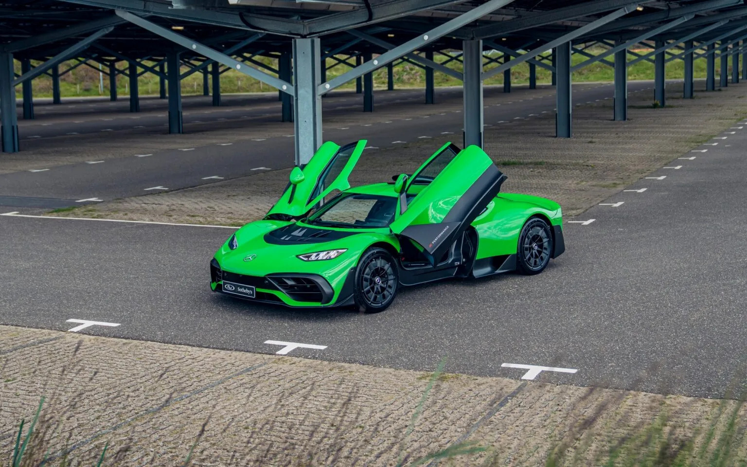Siêu xe F1 Mercedes-AMG One chạy 185km nhận hóa đơn bảo dưỡng hơn 1,16 tỷ đồng Mercedes AMG One 4.webp
