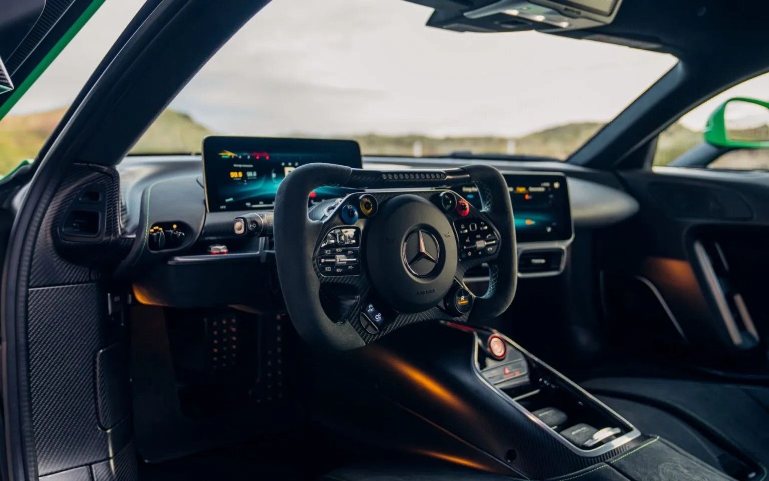 Siêu xe F1 Mercedes-AMG One chạy 185km nhận hóa đơn bảo dưỡng hơn 1,16 tỷ đồng Mercedes AMG One 5.webp