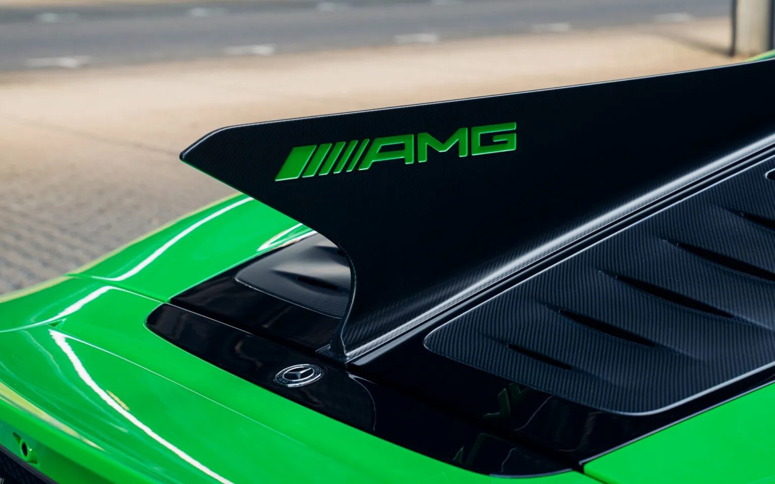 Siêu xe F1 Mercedes-AMG One chạy 185km nhận hóa đơn bảo dưỡng hơn 1,16 tỷ đồng Mercedes AMG One 6.webp