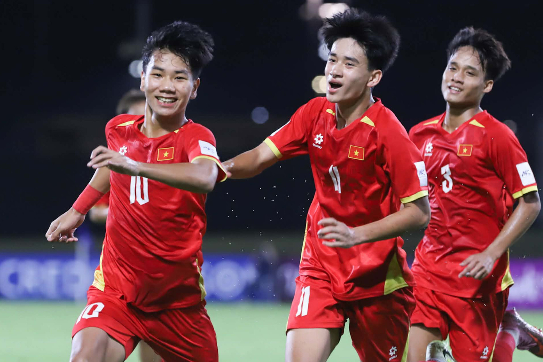 U17 Việt Nam thắng kịch tính UAE, giành vé dự World Cup