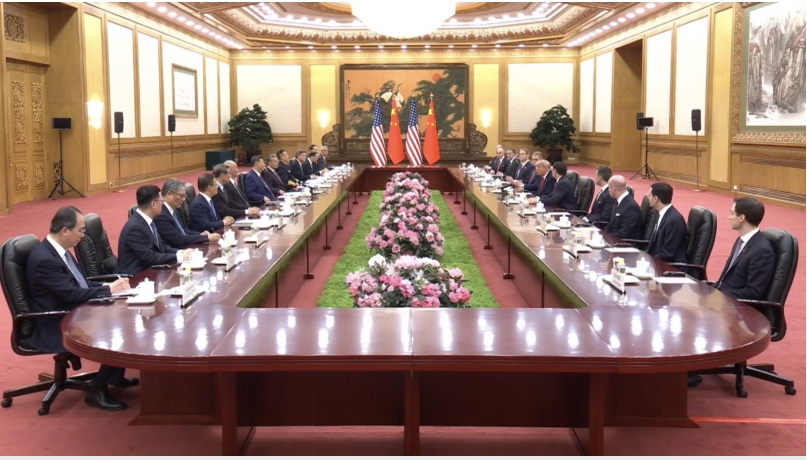 Trump Tập. xinhua