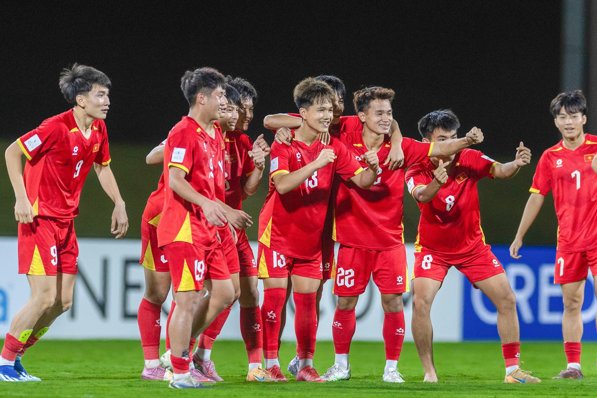 U17 Việt Nam được thưởng 1 tỉ đồng sau tấm vé dự World Cup