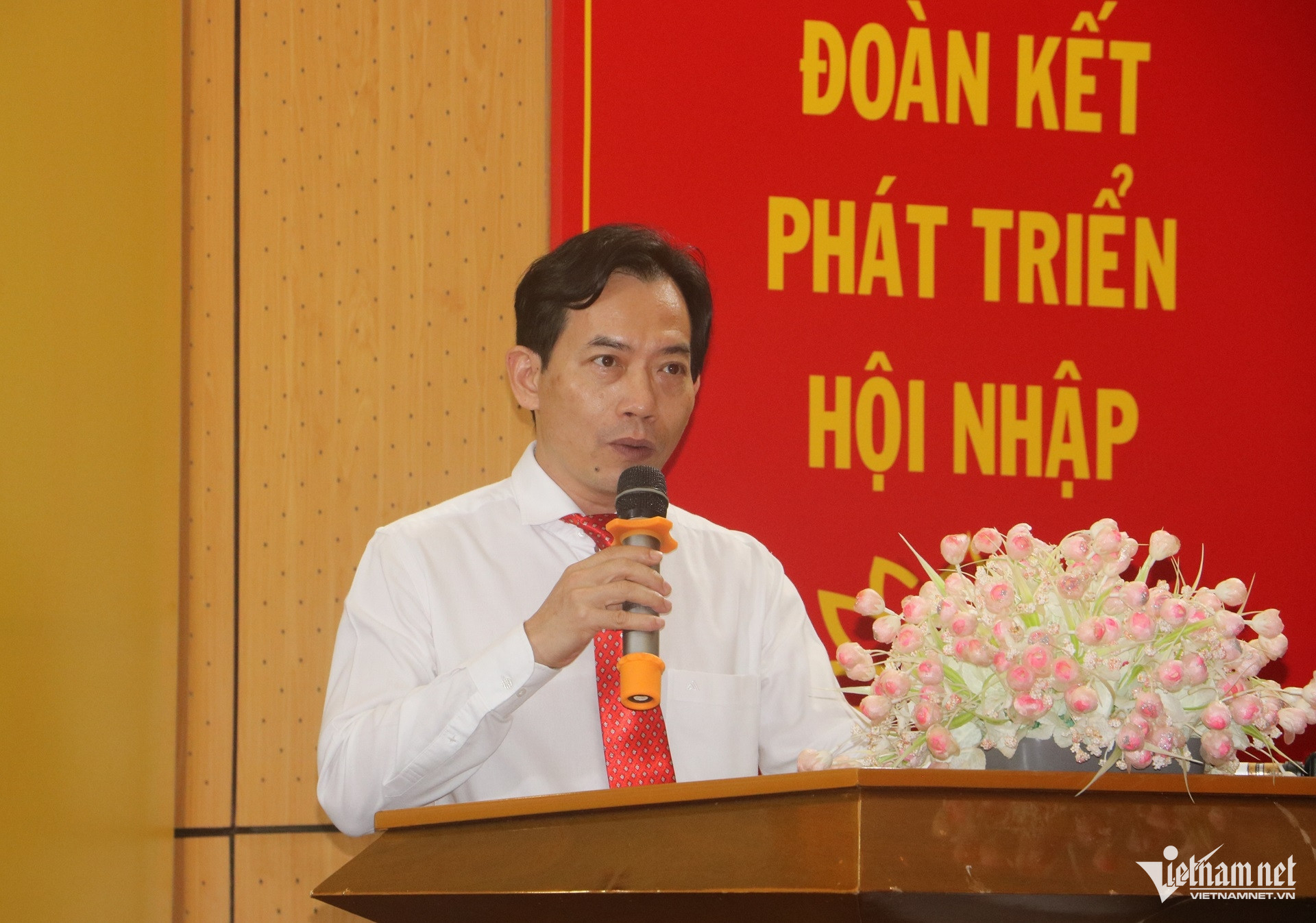W-bác sĩ dương thanh giám đốc bệnh viện bà rịa.JPG.jpg