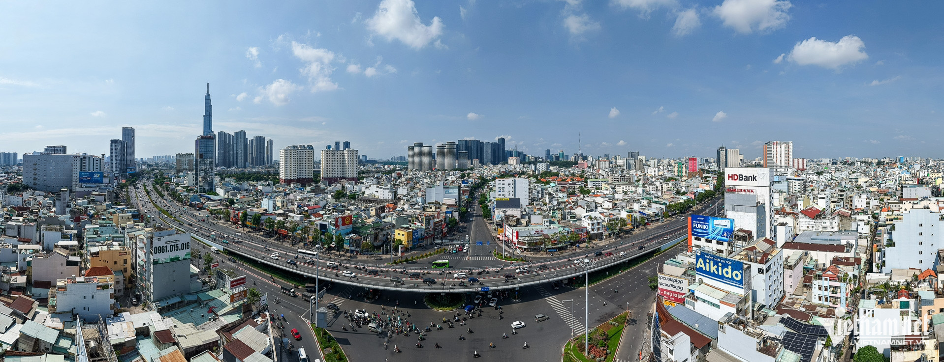 W-hàng xanh Tuấn Hùng 30.jpg