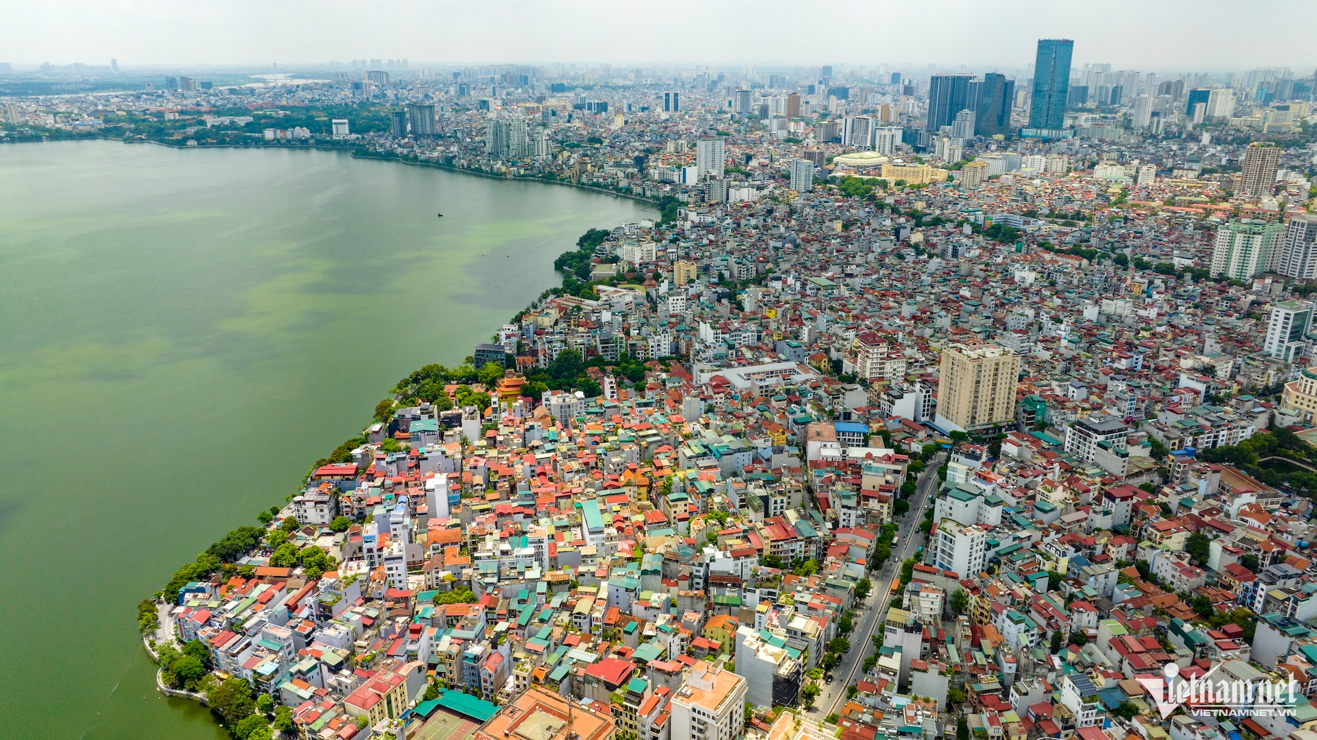 W-hồ tây hà nội.jpg