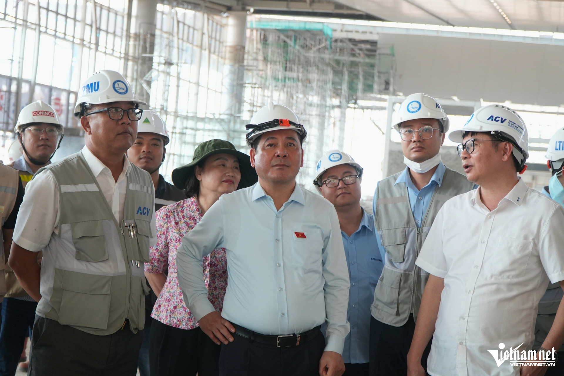 W-nguyen hong dien.jpg