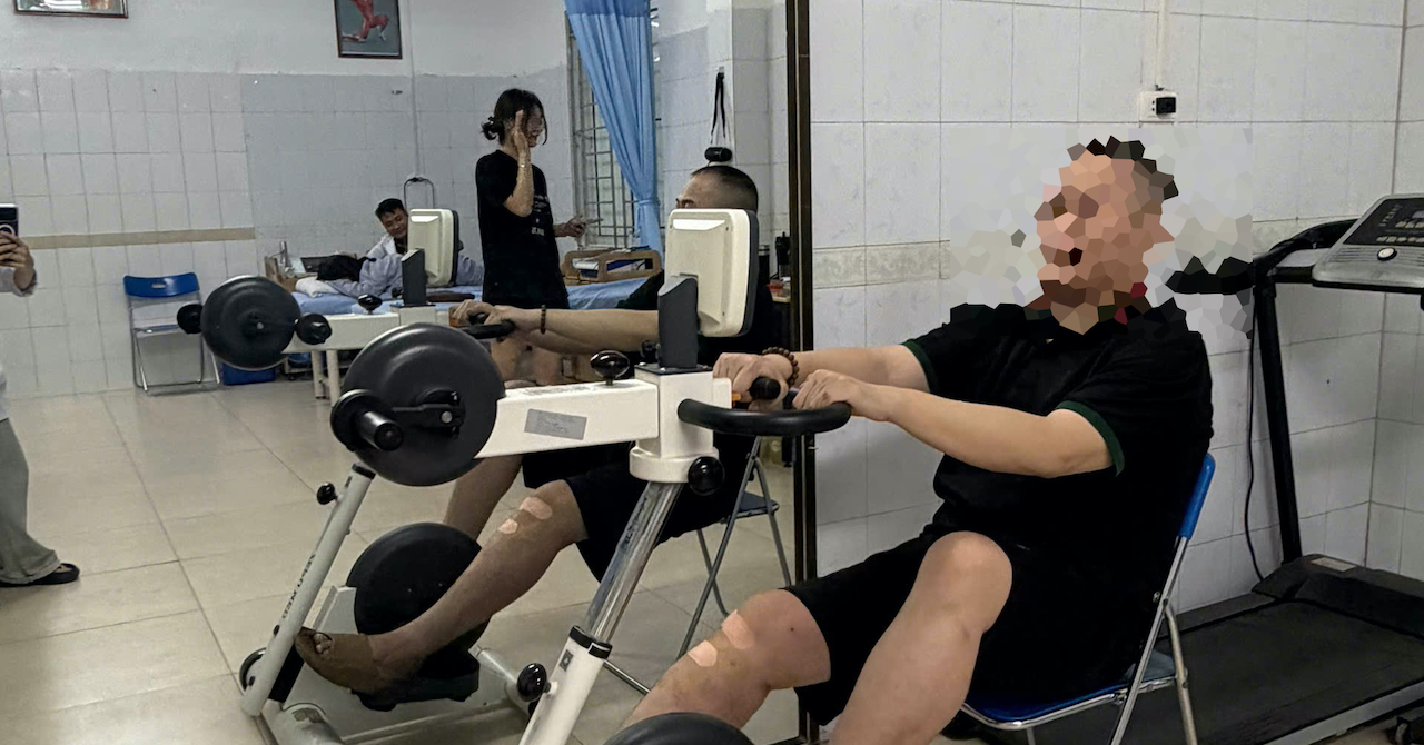Chưa 40 tuổi, lưng thoái hóa ‘thẳng như cây tre’
