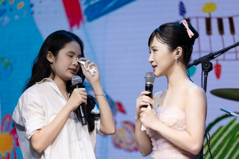 https://static-images.vnncdn.net/vps_images_publish/000001/000003/2026/5/15/huong-tram-006-1560.jpg