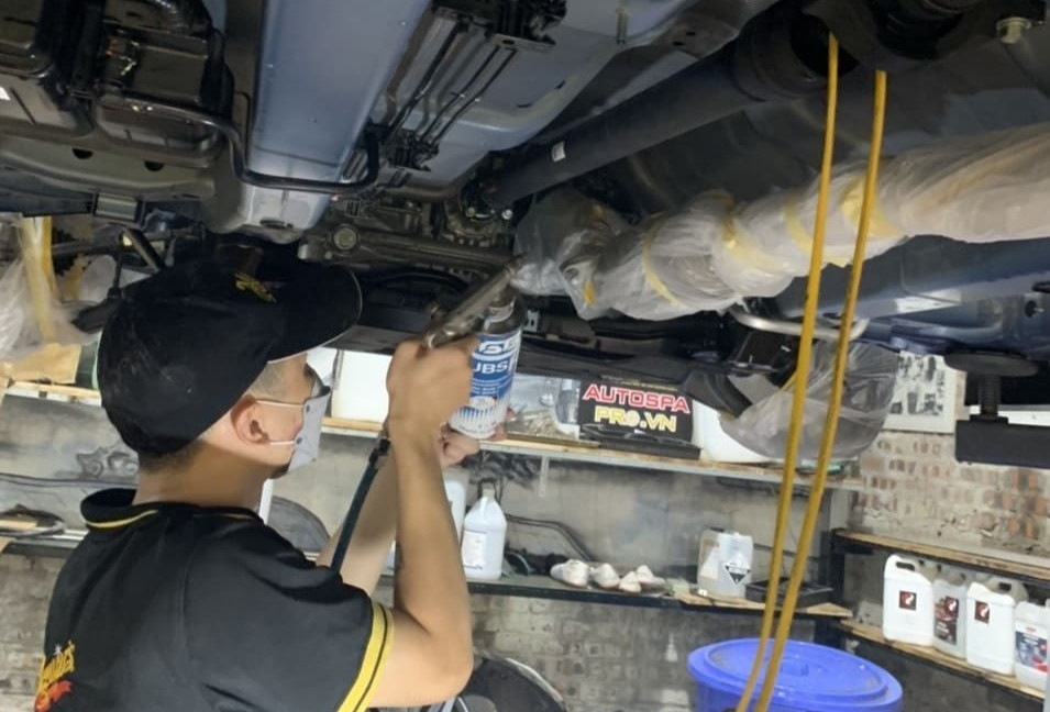  Lợi hại gì khi bỏ tiền triệu đi phủ gầm chống ồn cho ô tô cũ? 