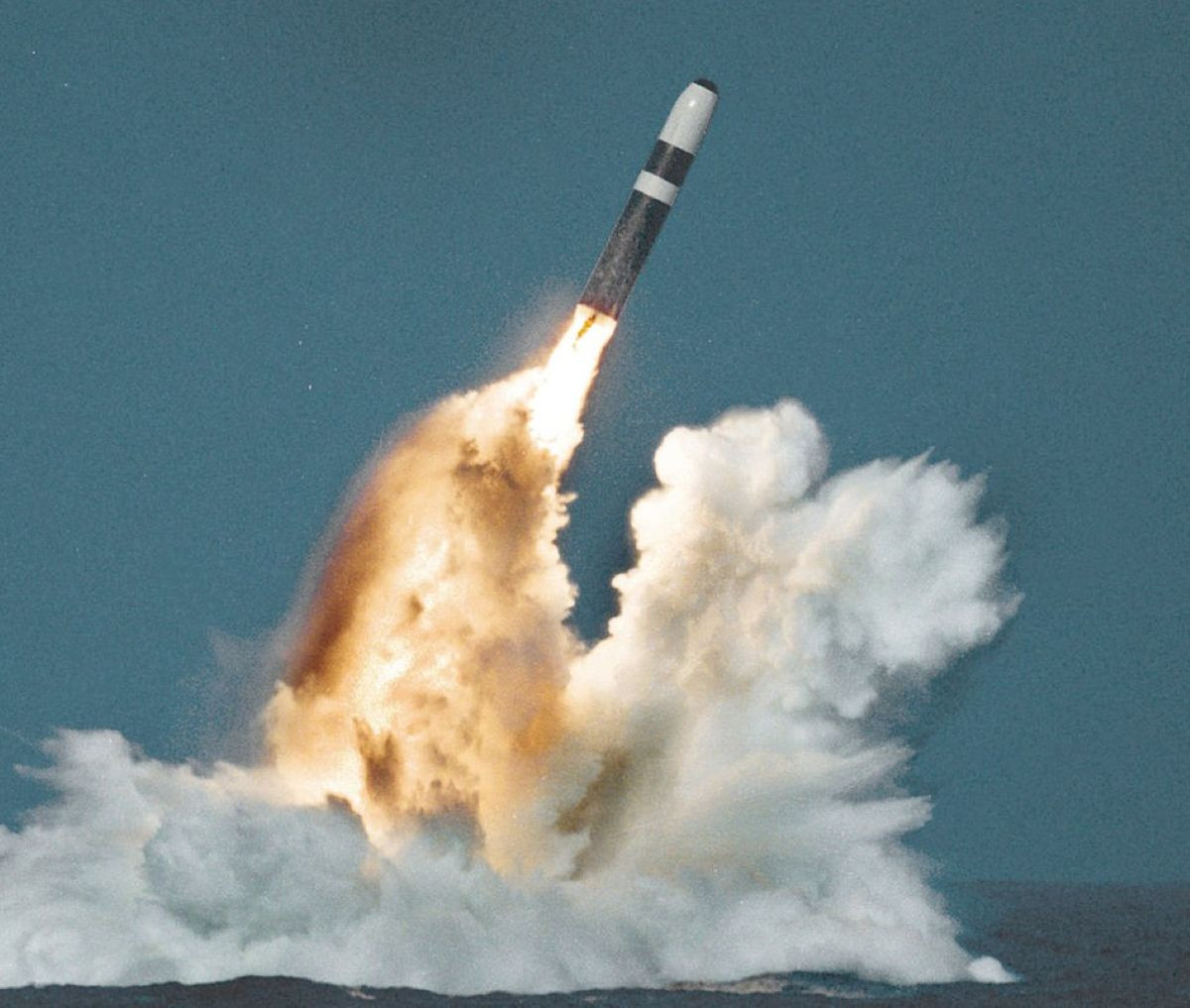 Trident II D5 Mỹ 1.jpg