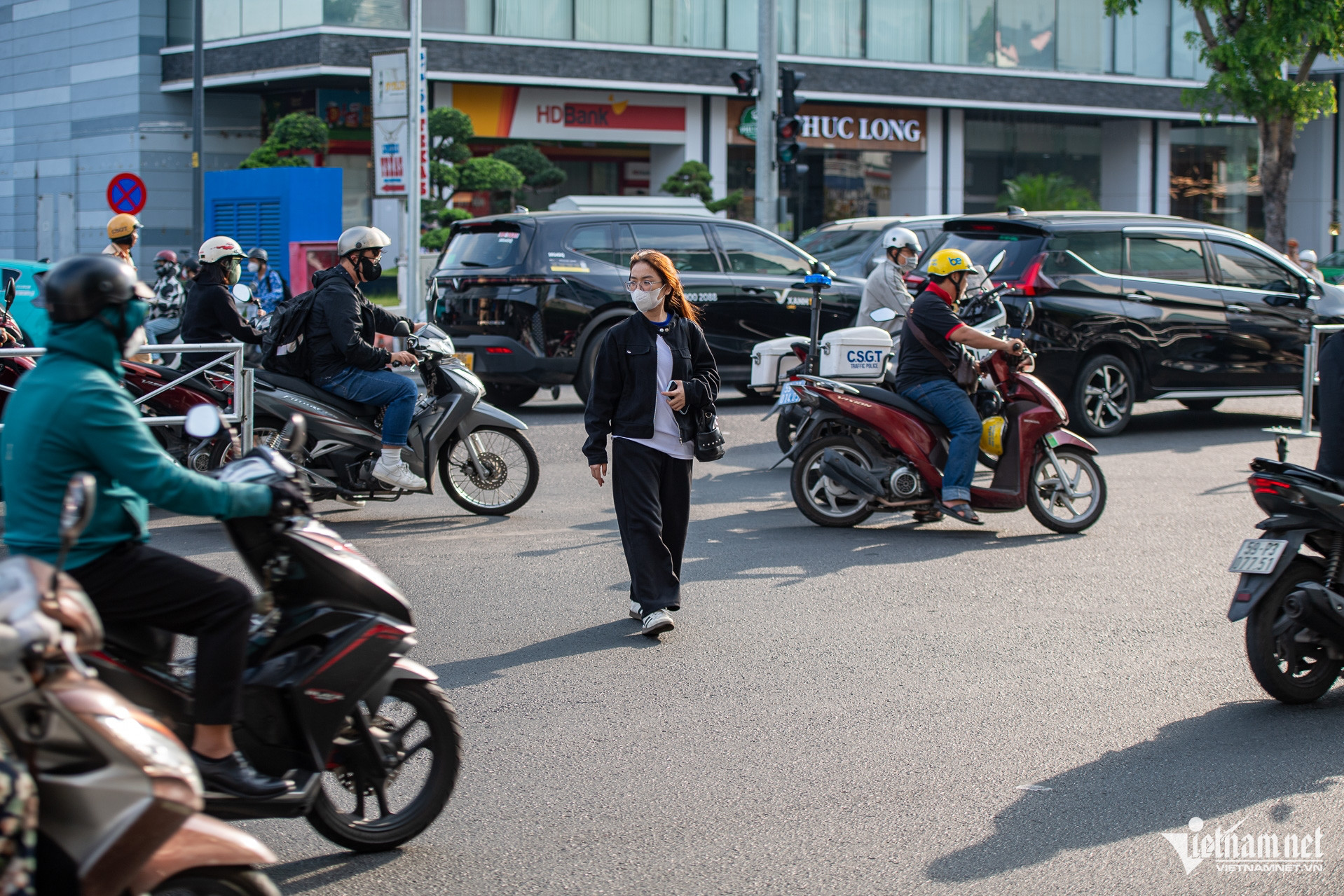 W-đường Cộng Hoà   Tuấn Hùng 65.jpg